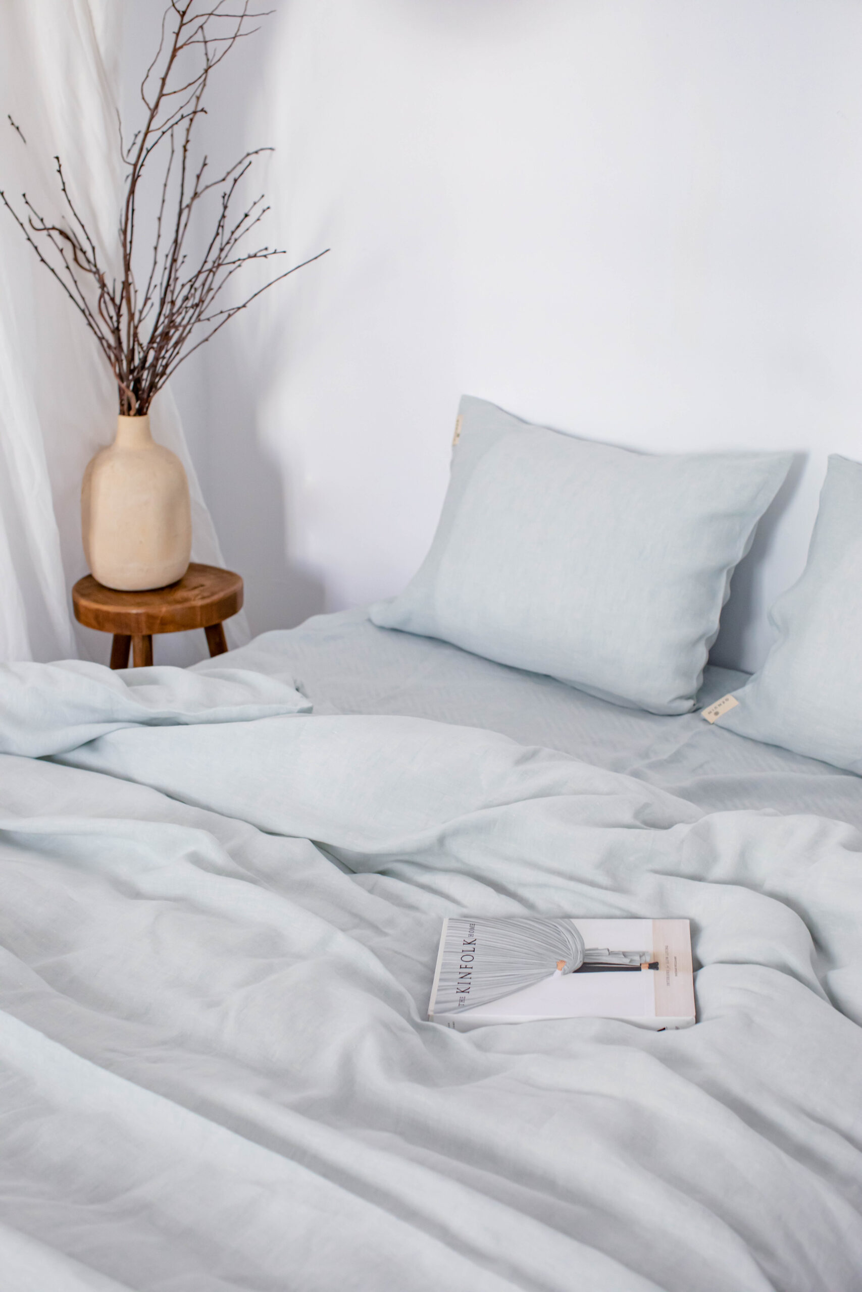 Sæt Dusty Blue pudebetræk 50x60cm og lagen 80x200cm