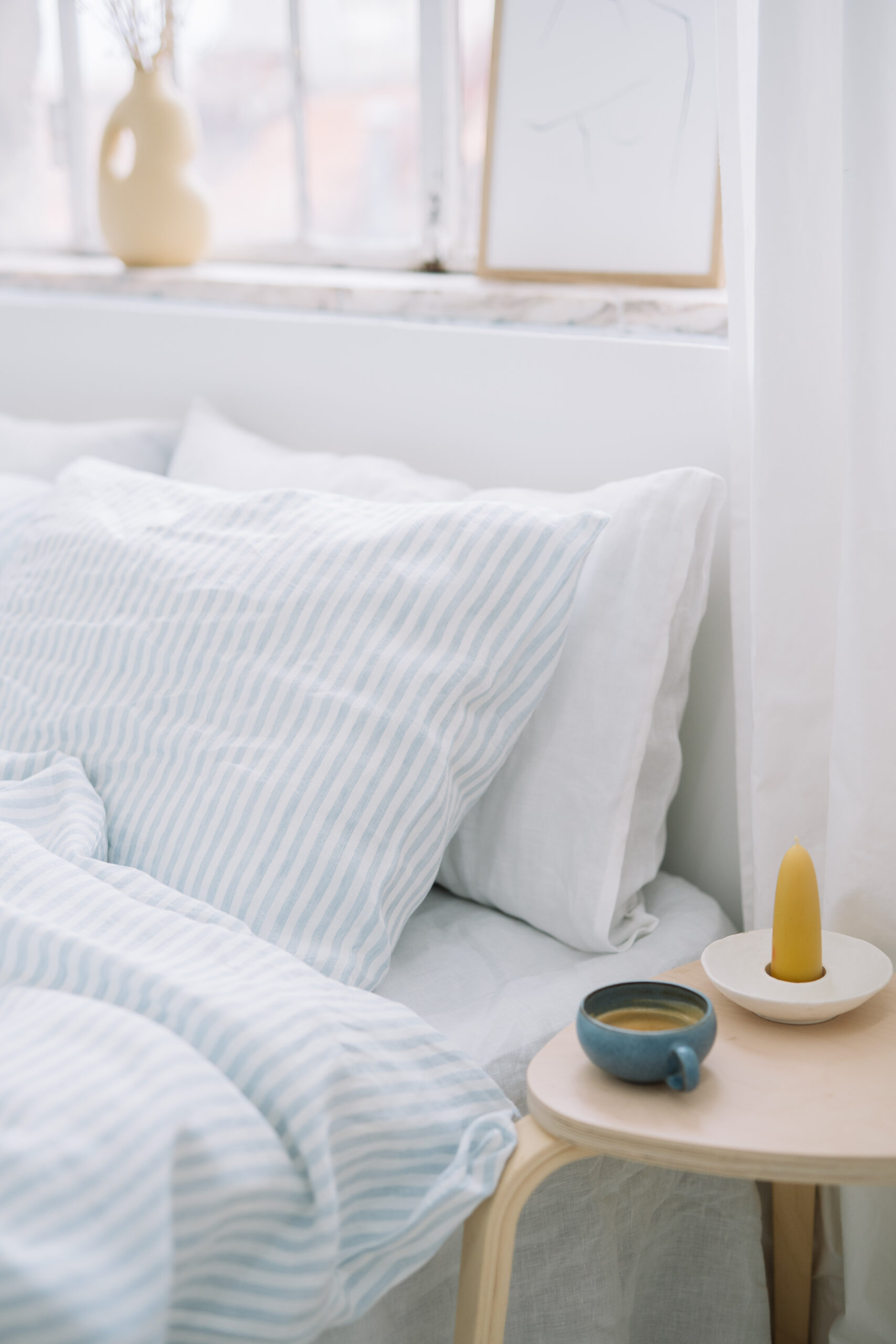 Sæt Dusty Blue Large Stripes pudebetræk 60x60 og pudebetræk 200x220