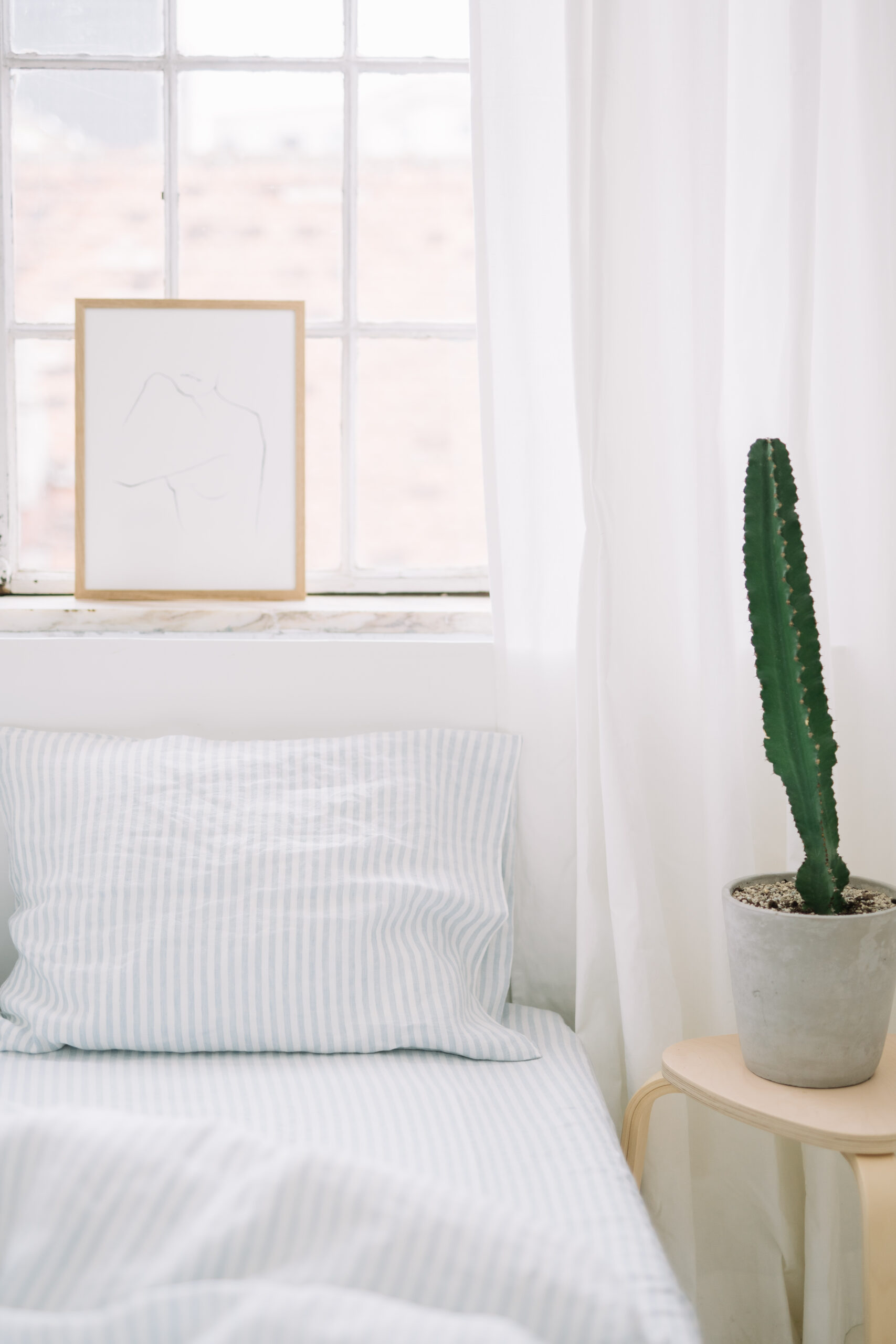 Sæt Dusty Blue Large Stripes Sheet 80x200 og Pilot Cover 150x200