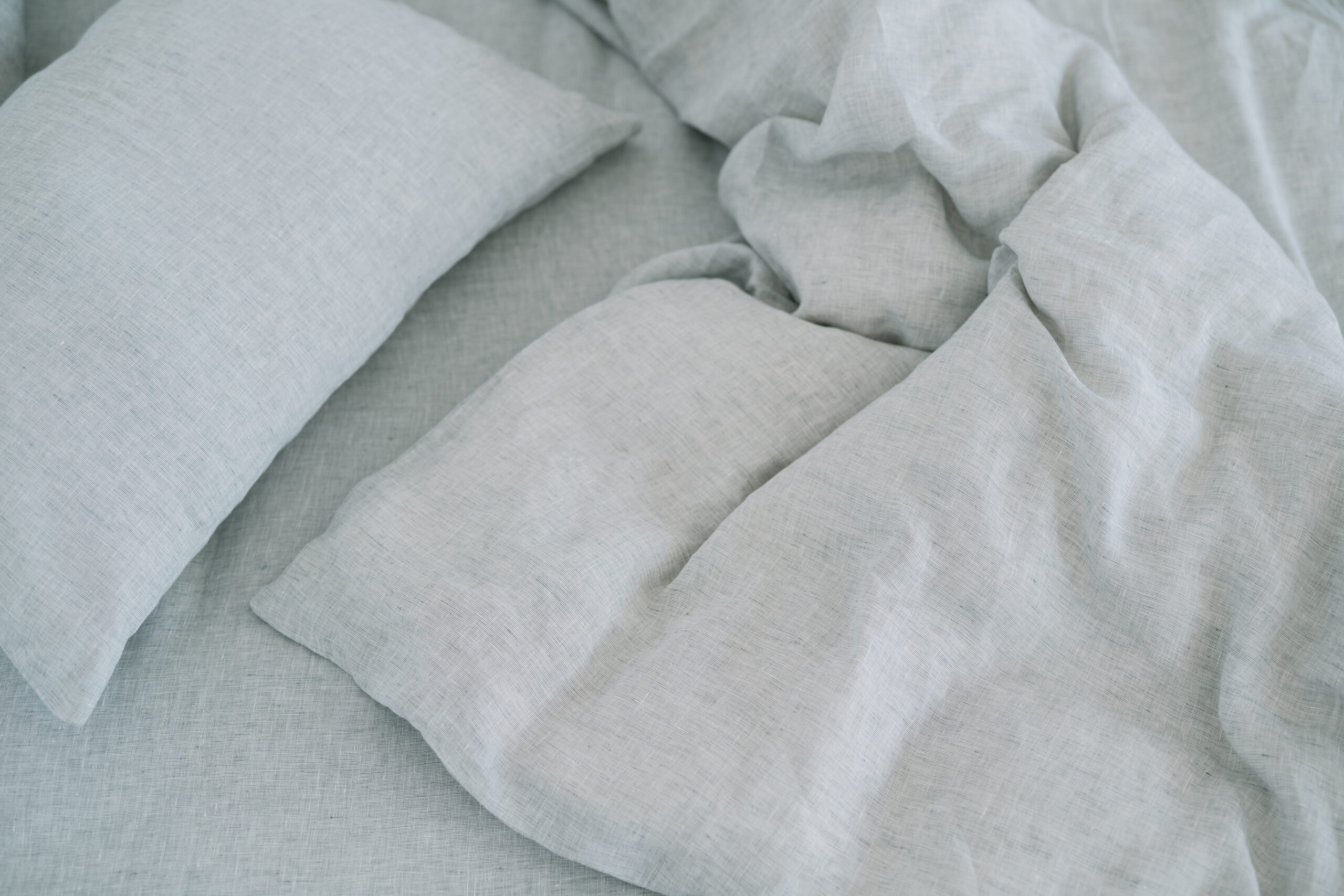 Dusty Grey 50x70 pudebetræk og 200x220 pudebetræk sæt