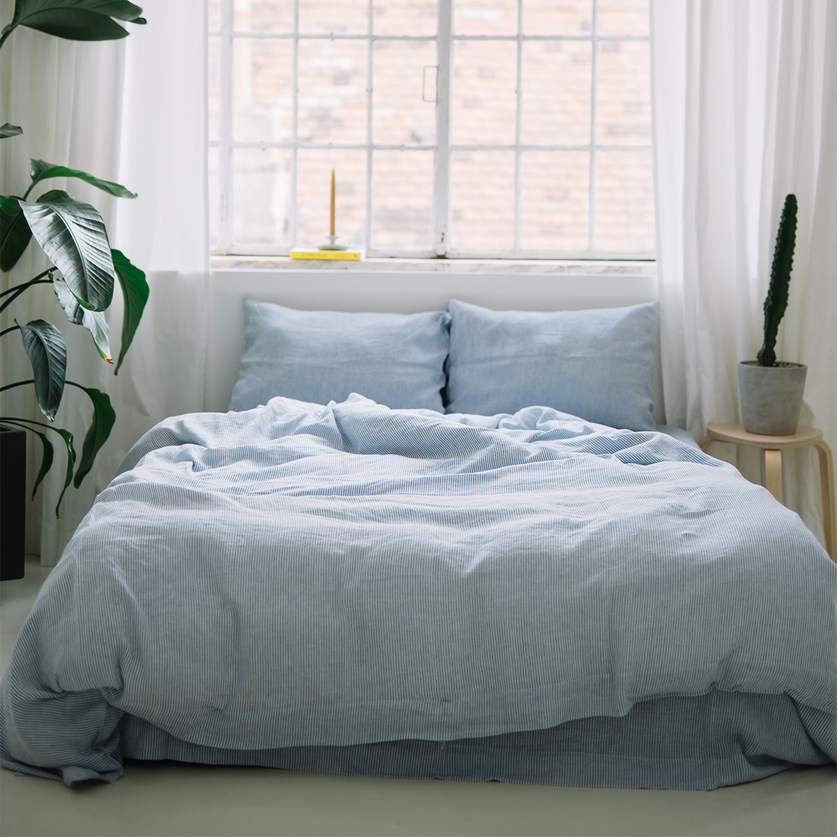 Sæt Ocean Blue Small Stripes pudebetræk 50x60 og Pilpilot-betræk 200x200