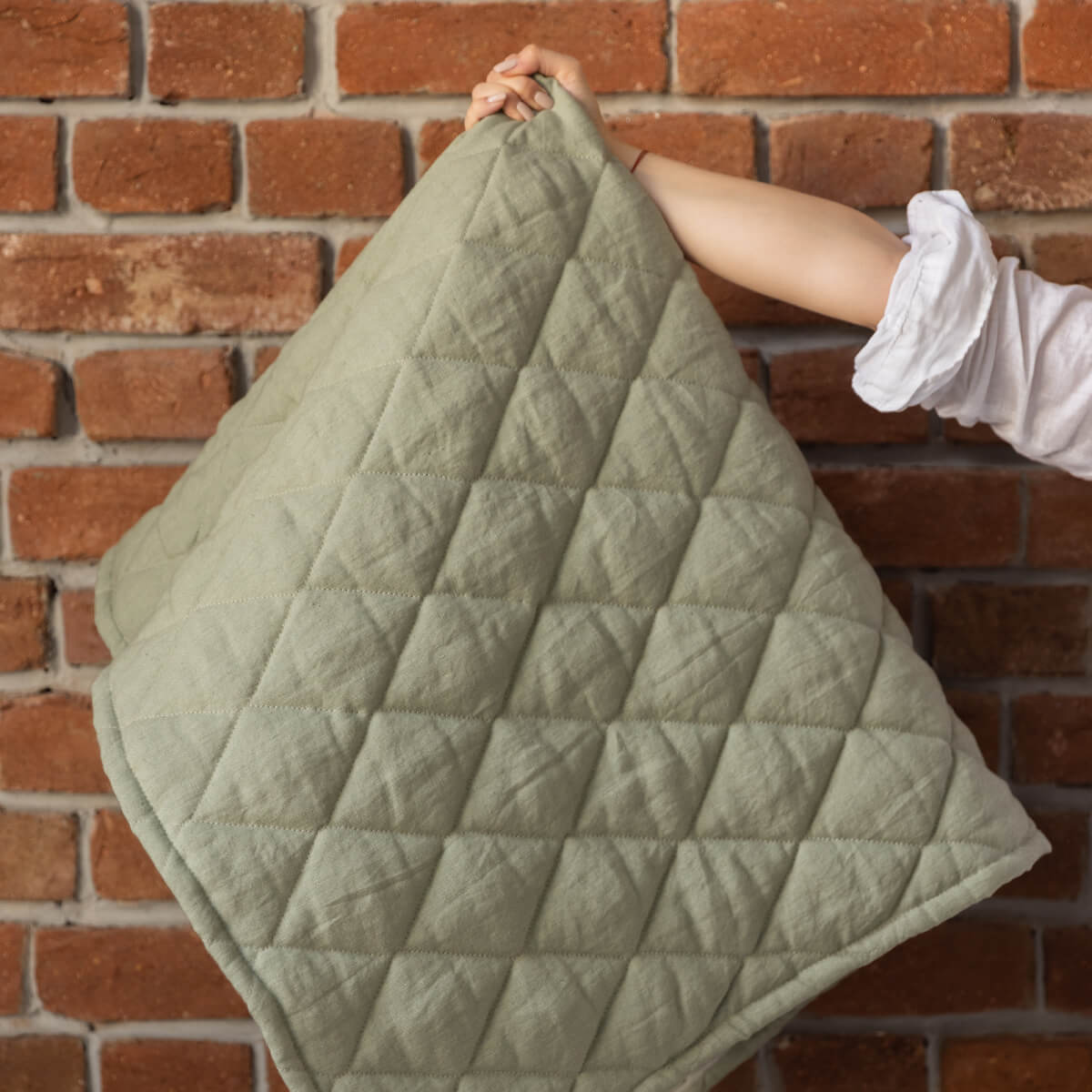 Mint Mint overlay type pilot