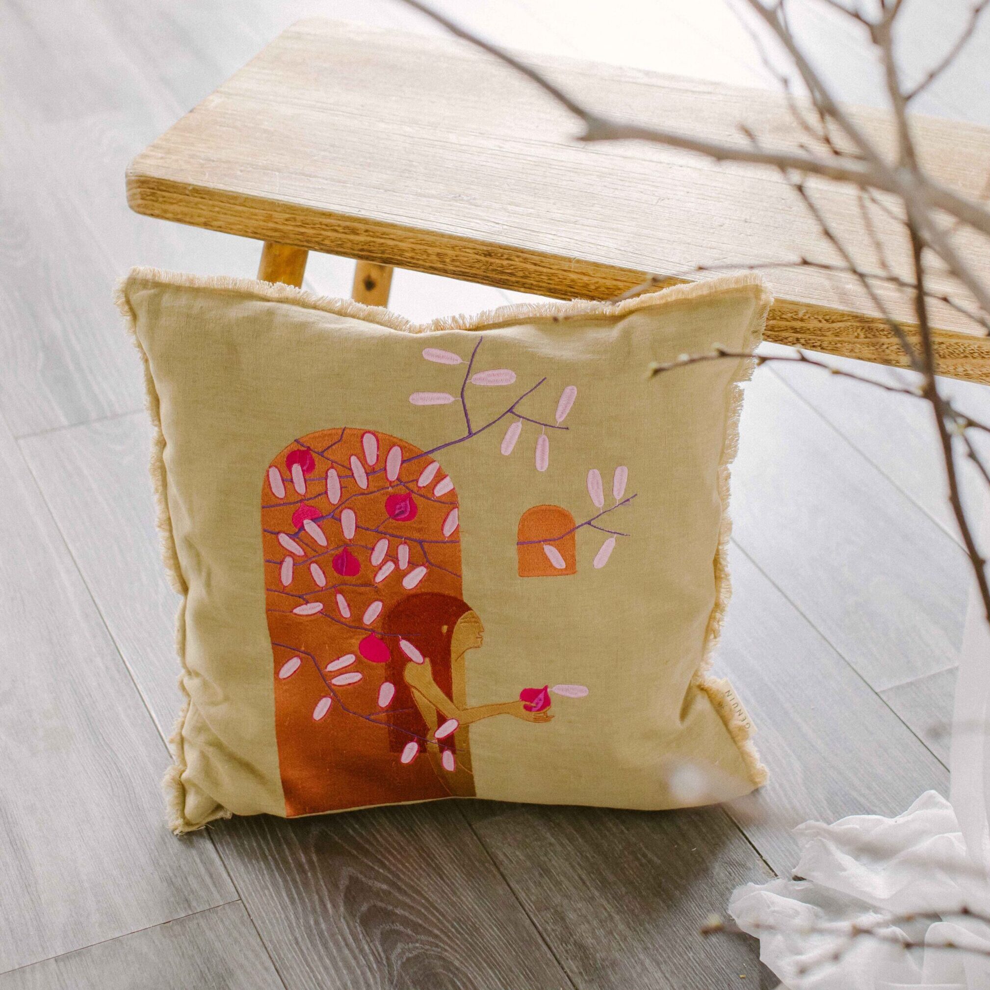 The Gift dekorativ pude 50x50